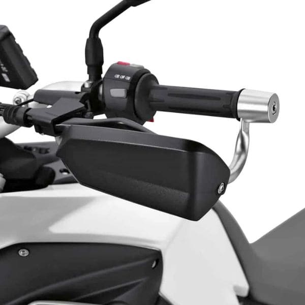 PROTECTOR-DE-PUÑOS-MOLDURAS-PLATICAS